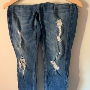 mid-rise boyfriend jeans